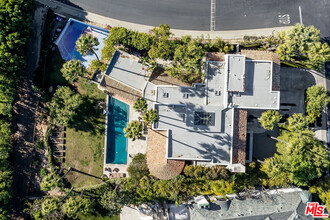 3348 Clerendon Rd in Beverly Hills, CA - Building Photo - Building Photo