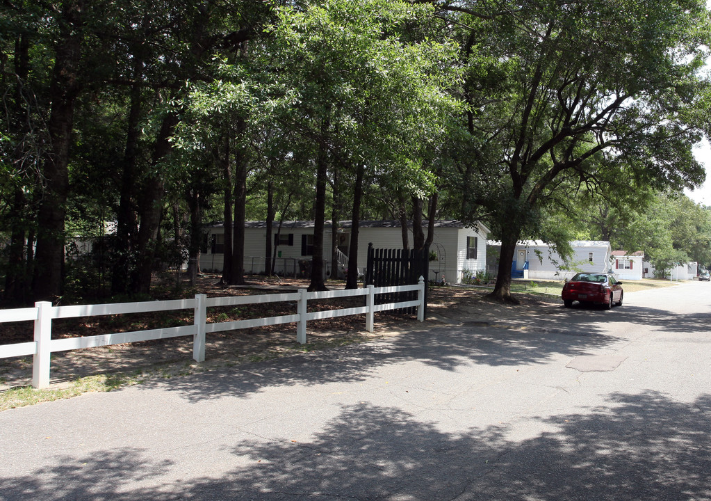 Baywood Mobile Home Park in Summerville, SC - Building Photo