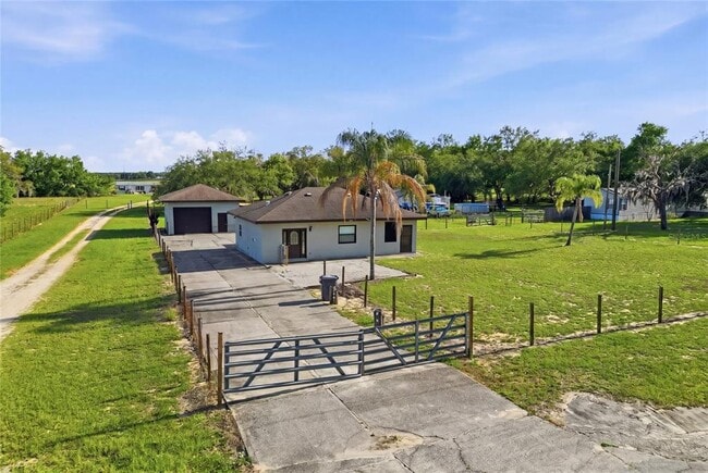 29 Coyer Rd in Haines City, FL - Building Photo - Building Photo