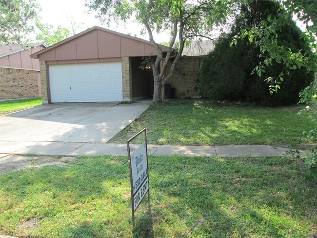 6818 Glenstein Dr