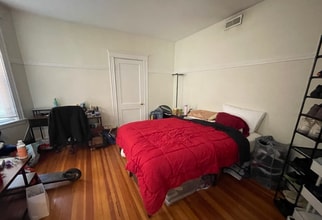 115 Browne St, Unit 115 Browne Street in Brookline, MA - Building Photo - Building Photo