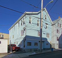 14 Davis St Apartments