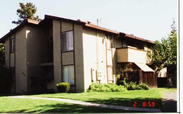 5401 Olympic Way in Sacramento, CA - Building Photo - Building Photo