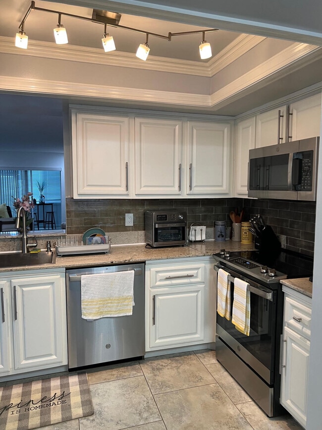 property at 14849 Cumberland Dr