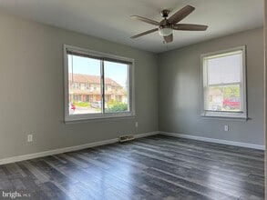 15 Windemere Ct in Elizabethtown, PA - Building Photo - Building Photo