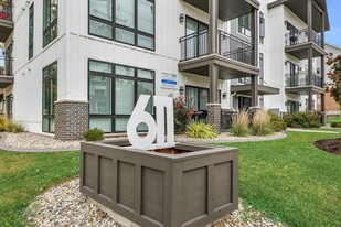 611 S State St Apartamentos