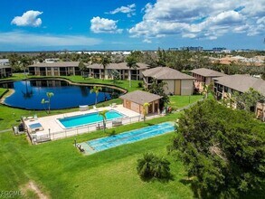 16881 Davis Rd, Unit 414 in Ft. Myers, FL - Building Photo - Building Photo