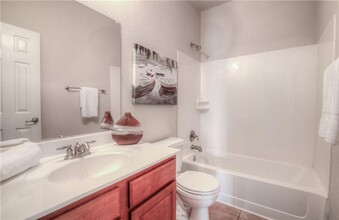 511 Rosedale Blvd in Georgetown, TX - Building Photo - Building Photo