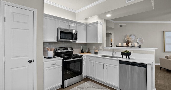 property at 558 Kingwood Dr
