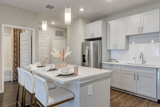 Ascend Ridgewood Lakes in Davenport, FL - Building Photo - Building Photo