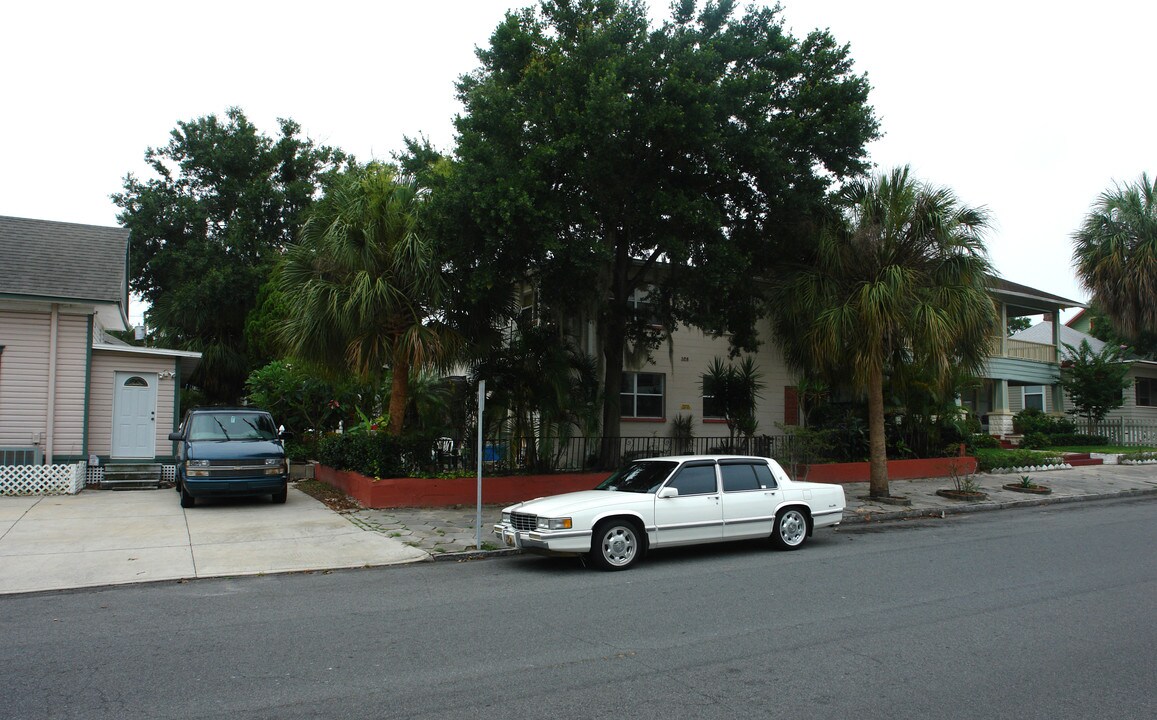 108 7th Ave N in St. Petersburg, FL - Building Photo