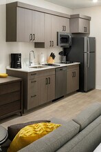 88 N Olson Ave in Meridian, ID - Foto de edificio - Building Photo