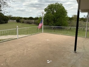910 Zion Hill Loop in Weatherford, TX - Building Photo - Building Photo