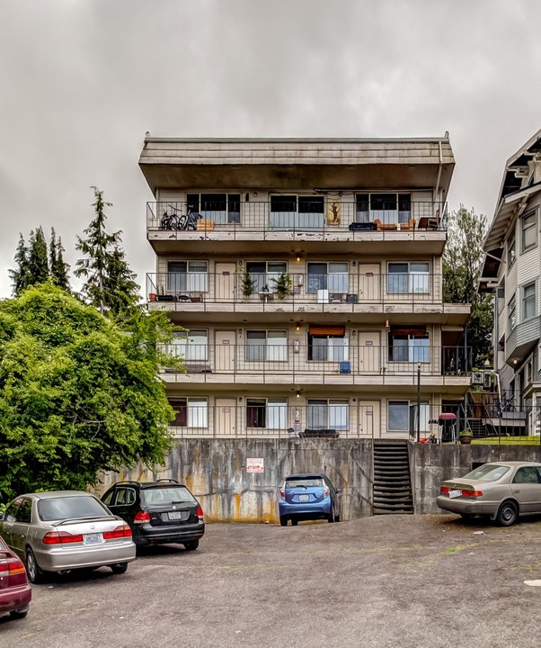 707 N Forest St in Bellingham, WA - Foto de edificio