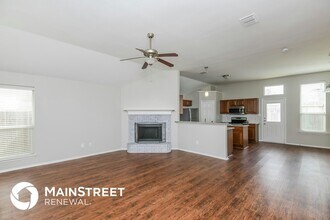 7436 Grass Valley Tr in Fort Worth, TX - Building Photo - Building Photo