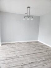 57 W 73rd St in Chicago, IL - Building Photo - Building Photo