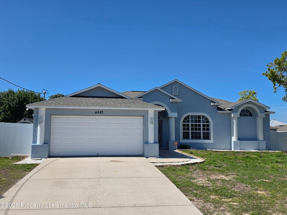 4483 Detroit St in Spring Hill, FL - Building Photo