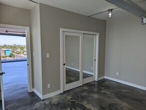207 W Clarendon Ave in Phoenix, AZ - Building Photo - Building Photo