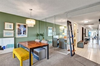 805 Cypress Blvd in Pompano Beach, FL - Building Photo - Building Photo