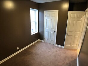 116 10th St-Unit -3 in Donora, PA - Building Photo - Building Photo