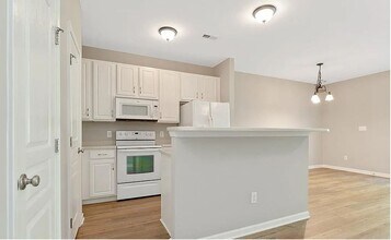 766 Whitetail Creek Way in Fuquay Varina, NC - Building Photo - Building Photo