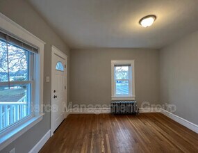 84 Blodget St in Manchester, NH - Building Photo - Building Photo