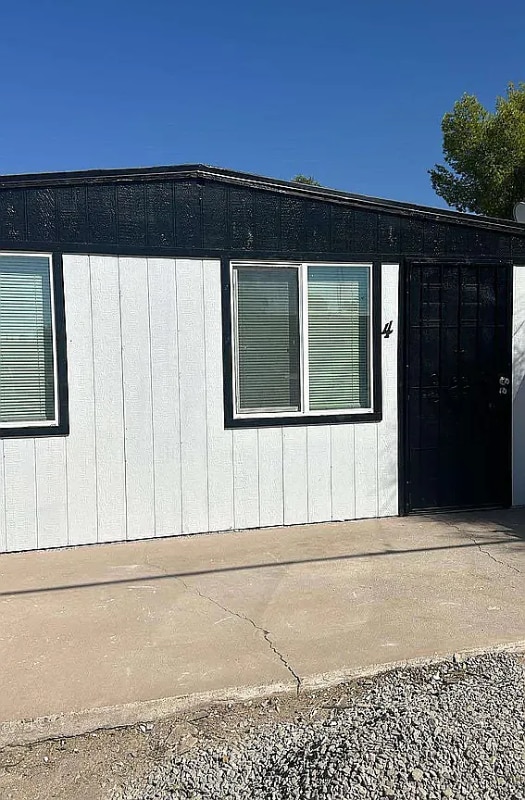 property at 133 W Birdman Dr