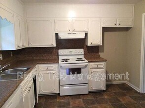 122 Hillside Rd in Bessemer, AL - Building Photo - Building Photo