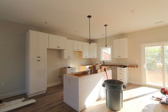 395 Effinger St in Harrisonburg, VA - Building Photo - Building Photo