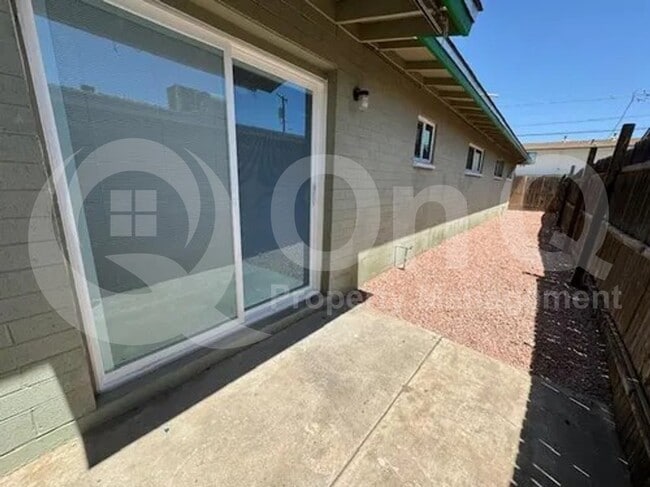 1717 N 42nd St in Phoenix, AZ - Building Photo - Building Photo
