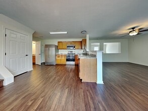 1178 Edgewater Way in Alexandria, KY - Building Photo - Building Photo