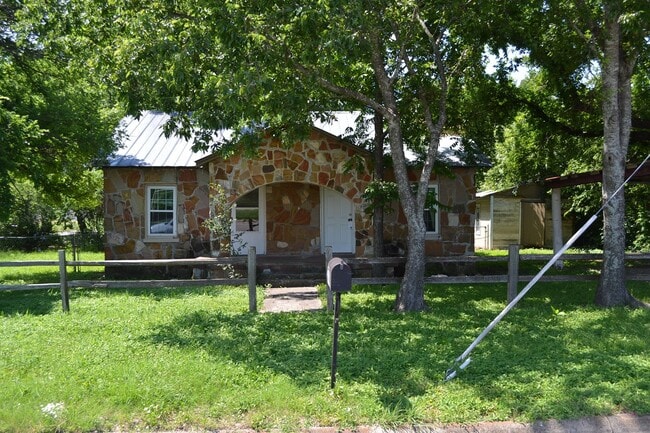 property at 408 E North Ave
