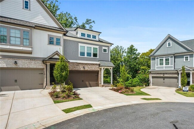 421 Retreat Ln in Canton, GA - Building Photo - Building Photo