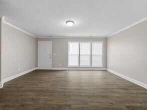 21 Whitfield Way in Greer, SC - Building Photo - Building Photo