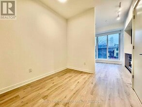 30 Dreamers Wy in Toronto, ON - Building Photo - Building Photo