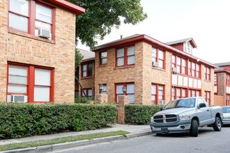 Berthea Apartments in Houston, TX - Building Photo - Building Photo