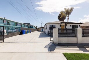 1231 Center Ave in Oceanside, CA - Building Photo