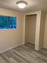 8146 Binkley St in Pensacola, FL - Building Photo - Building Photo