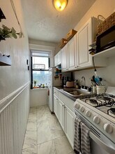 242 Hemenway St, Unit 5 in Boston, MA - Foto de edificio - Building Photo