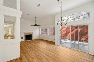 401 Dakota Trail in Irving, TX - Building Photo - Building Photo