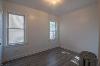 93 21st St in Irvington, NJ - Building Photo - Building Photo