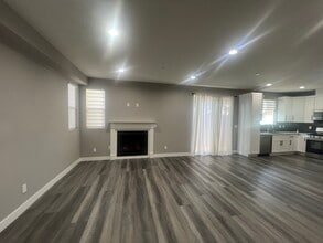 17639 W Vuong Pl in Northridge, CA - Building Photo - Building Photo