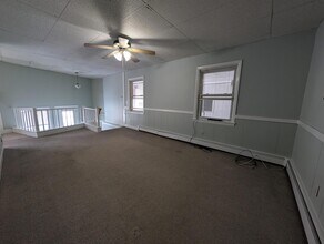 116 High St in Somersworth, NH - Foto de edificio - Building Photo