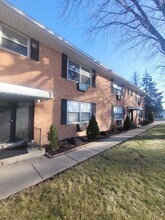9830 Grand Ave in Franklin Park, IL - Building Photo - Building Photo
