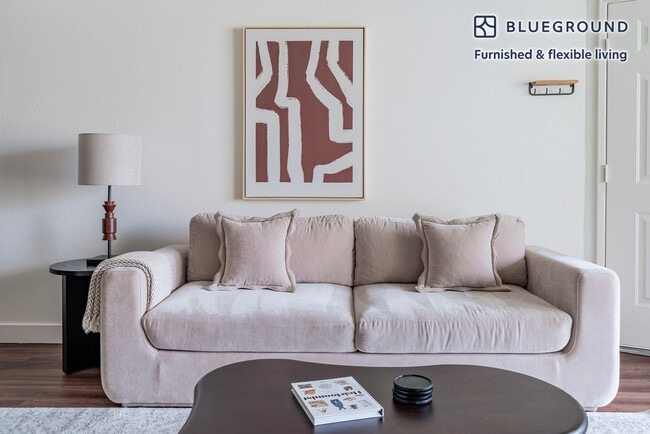 1050 Benton St, Unit PL FL3-ID1978 in Santa Clara, CA - Building Photo - Building Photo