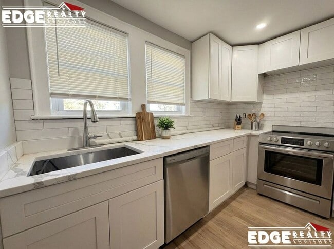 property at 2 Portina Rd