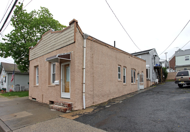 38-40 Gaston Ave in Garfield, NJ - Building Photo - Building Photo