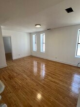 8016 S Halsted St in Chicago, IL - Building Photo - Building Photo