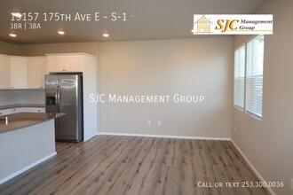 13157 175th Ave E in Bonney Lake, WA - Foto de edificio - Building Photo