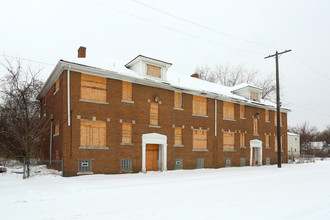 7531 MacKenzie St in Detroit, MI - Building Photo - Building Photo